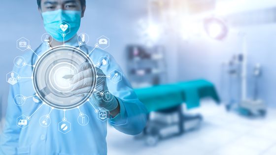 Depuis le début de la pandémie, les exemples d’attaques contre les systèmes d’information des hôpitaux et établissements de santé se sont multipliés dans de nombreux pays. ©Getty - Vithun Khamsong
