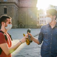 Quel âge pour boire de l'alcool et quels risques ?