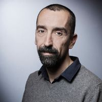 Portrait de Fabien Nury, scénariste de bande dessinée à Paris, le 16 mars 2018.