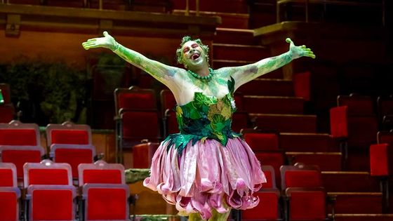 Philippe Talbot dans le rôle de Platée à l'Opéra de Paris en 2015 - Agathe Poupeney