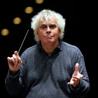 A Londres depuis trois ans, Sir Simon Rattle pourrait rejoindre l'Orchestre symphonique de la radio bavaroise d'après le Times et plusieurs médias allemands.