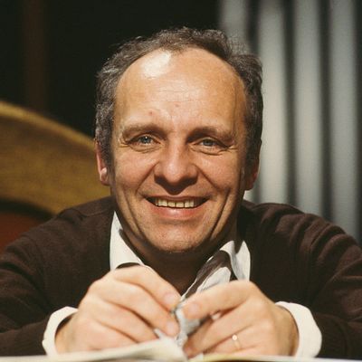 Le pianiste de jazz, compositeur et chef d'orchestre Claude Bolling