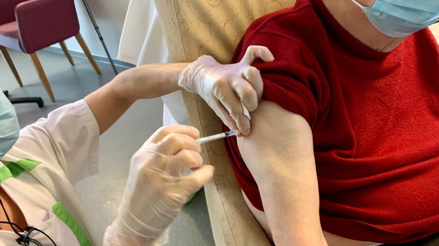 Vaccination à l’Ehpad de Vergt en Dordogne le 9 janvier 2021.