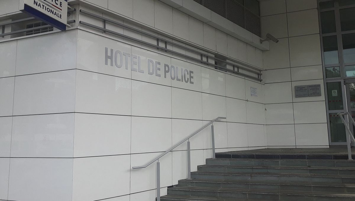 Clermont Ferrand Un Bebe Meurt En Chutant Du 4e Etage D Un Immeuble