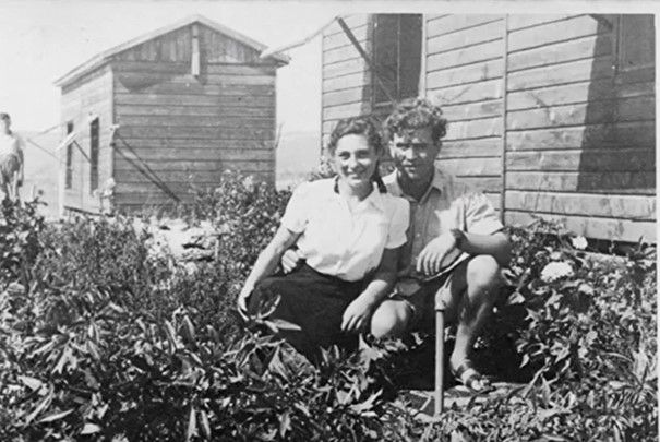 Ruthy et Shelomo Selinger au Kibboutz Kabri dans les années 1950