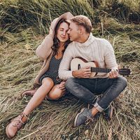 "La chanson c'est l'endroit de l'amour ; là où on peut exprimer un sentiment amoureux comme nul part ailleurs" - Raphaël dans Boomerang cette semaine