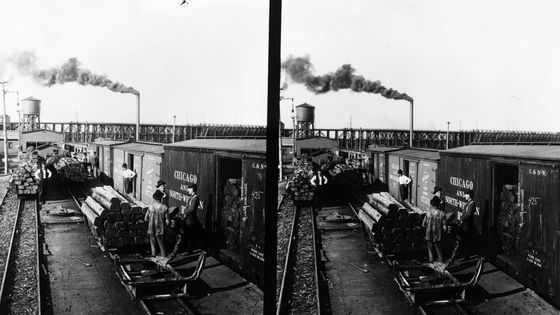 La Révolution industrielle, qui entraîne une croissance économique sans précédent, pose pour la première fois la question de la finitude des ressources, comme le charbon. ©Getty - MPI