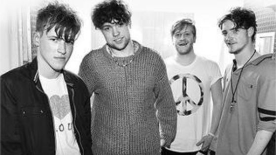 Pochette du disque de Viola Beach (détail)