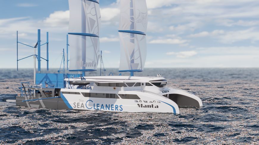 Le Manta, 56 mètres de long peut collecter sur une largeur de 46 mètres