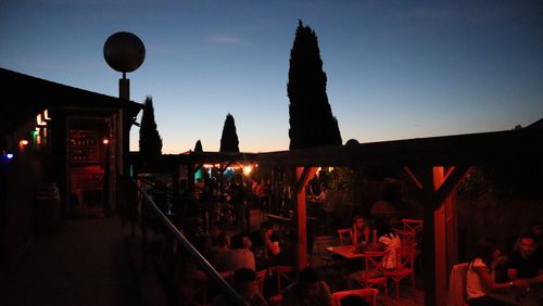 4. Bar de Montélimar - Au pays de la nuit avec Angie et Gladys