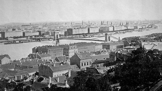Vue de Budapest, ville natale de Pejacevic, à la fin du XIXe siècle - bildagentur-online/uig via Getty Images