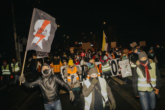 W środę wieczorem zapowiedziano protesty przed siedzibą Sądu Konstytucyjnego w Warszawie, a także w kilku miastach w całym kraju.