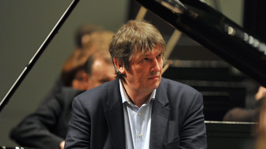 Les enfants de Boris Berezovsky ont été arrêtés alors qu'ils allaient faire des courses, rapporte son épouse.