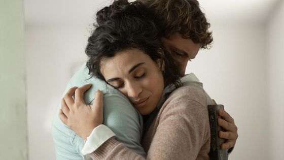 Niels Schneider et Camélia Jordana dans Les Choses qu’on dit, les choses qu’on fait d’Emmanuel Mouret. Pascal Chantier / Moby Dick Films - Pascal Chantier / Moby Dick Films