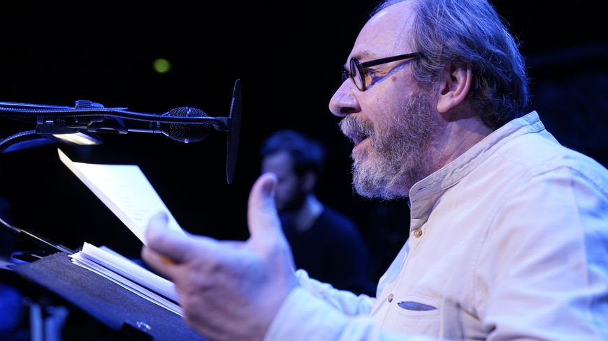 Hervé Pierre dans le rôle de Mithridate