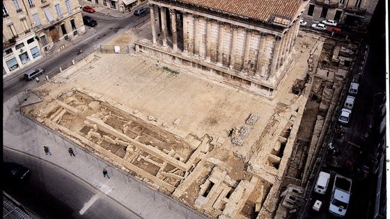 Quartier romain situé à proximité de la maison Carrée de Nîmes (Gard), daté du Ier s. avant notre ère. L'urbanisation de la partie sud-ouest de la ville romaine intervient à partir du règne d'Auguste - © Marc Célié / Inrap