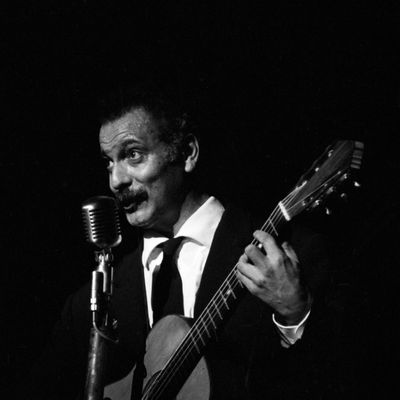 Georges Brassens en concert à Bobino à Paris le 13 septembre 1963, France