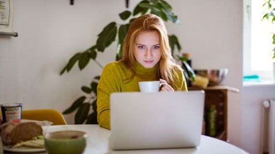 Travailler avec une ambiance sonore - Musique connectée - Luis Alvarez