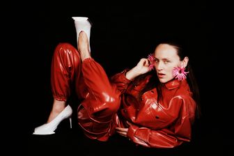 La comédienne et chanteuse Bonnie Banane vient de sortir son premier album "Sexy Planet" La comédienne et chanteuse Bonnie Banane vient de sortir son premier album "Sexy Planet"