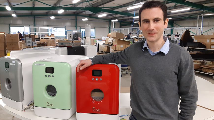 Damian Py, co fondateur de Daan Tech avec Bob, le produit phare de la marque 100% française.