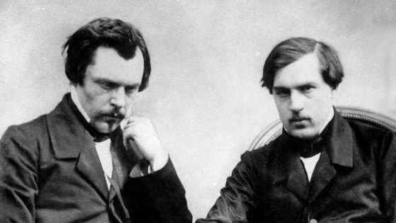 Edmond et Jules de Goncourt, photographiés par Felix Nadar vers 1855. ©Getty
