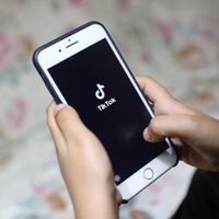 Sur Tik Tok le père Matthieu a déjà plus de 380 000 abonnés. ( photo d'illustration )