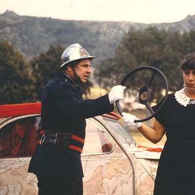 Jacques Livchine et Hervée Delafond avec leur spectacle " La 2CV Théatre"