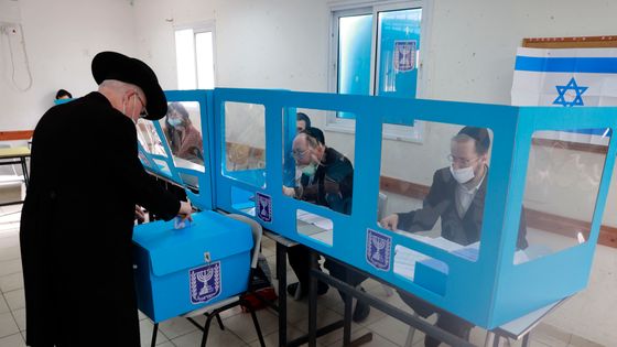 Quatrième fois en moins de deux ans que les israéliens votent pour les élections législatives ©AFP - MENAHEM KAHANA