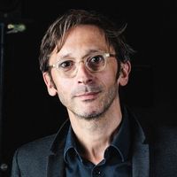 Le chef et fondateur de l'ensemble Les Cris de Paris Geoffroy Jourdain sort le nouveau disque "Berio to Sing" sur le label Harmonia Mundi