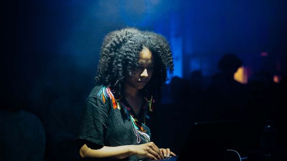 Jessica Ekomane - Camille Blake