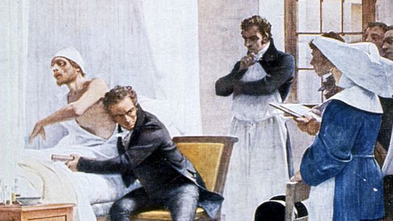 Laënnec, à l'hôpital Necker, ausculte Un phtisique. (Théobald Chartran 1849-1907) ©Getty - Universal History Archive/Universal Images Group via Getty Images