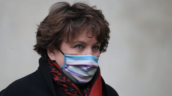 La ministre de la Culture, Roselyne Bachelot a été testée positive au Covid-19, le lendemain d'une journée bien chargée : de la remise de la légion d’honneur à Michel Sardou à sa soirée à l'Opéra de Paris ©Maxppp - Vincent Michel / Le Mensuel de Rennes