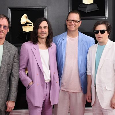 Le groupe Weezer à la 61e cérémonie des GRAMMY Awards au Staples Center le 10 février 2019 à Los Angeles, Californie.