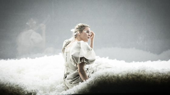 Photo du spectacle "Dissection d'une chute de neige de Sara Stridsberg" - ©Simon Gosselin