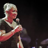 Barbara Hendricks sur la scène de L'Olympia, le 16 mars 2011 à Paris.