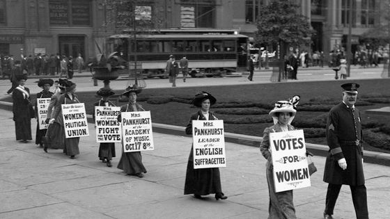 Défilé de suffragettes à Brooklyn en 1911 ©Getty - George Rinhart/Corbis via Getty Images