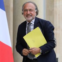 Olivier Dassault le 19 juin 2019 devant le palais de l'Élysée