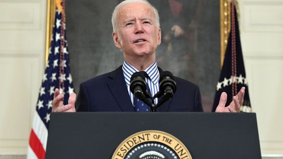 Joe Biden s'exprime à la Maison Blanche après l'adoption du plan de relance par le Sénat, le 6 mars 2021. ©AFP - SAMUEL CORUM / GETTY IMAGES NORTH AMERICA /