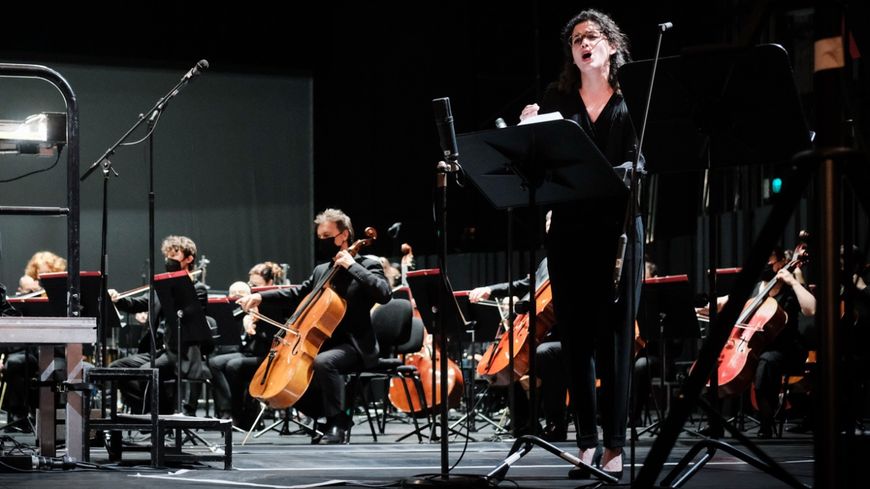 Zad Moultaka, Hémon – livret de Paul Audi, direction musicale Bassem Akiki : Judith Fa (Antigone) et des membres de l'Orchestre Philharmonique de Strasbourg en répétition