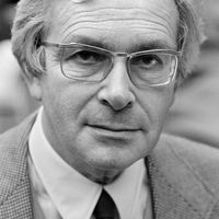 L'écrivain Roger Grenier en 1972.