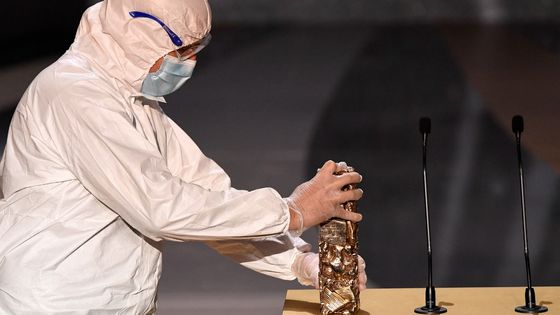Mesures anti-covid pour le trophée, 46e édition de la cérémonie des Césars, 12 mars 2021. ©AFP - Bertrand Guay