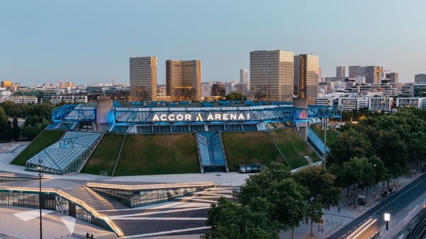 Est il possible de rouvrir des salles de concert en s'appuyant sur des expérimentations scientifiques ? Un test va être organisé à Paris à L'Accord Hôtel Arena