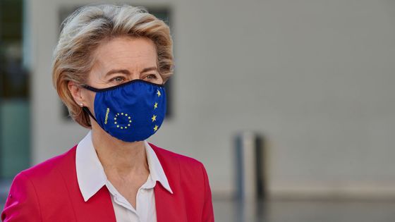 Ursula Von der Leyen, présidente de la Commission européenne, est sous le feu des critiques pour sa gestion de la stratégie vaccinale en Europe. ©Getty - Horacio Villalobos