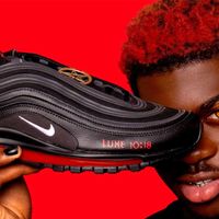 Lil Nas X - Création d'une paire de chaussure en collaboration avec le collectif MSCHF ( MSCHF)