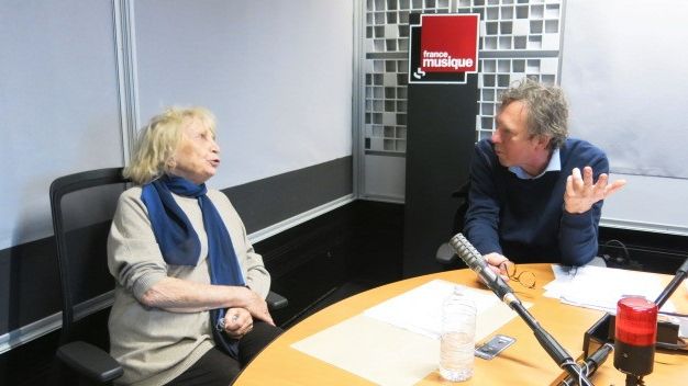France Musique, studio 361... La chanteuse Francesca Solleville & Le producteur Benoît Duteurtre