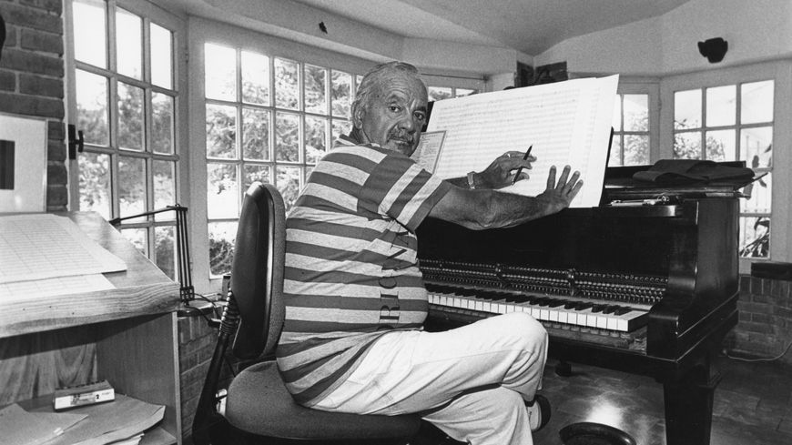 Le musicien argentin Astor Piazzolla à Punta del Este en février 1987, Uruguay.