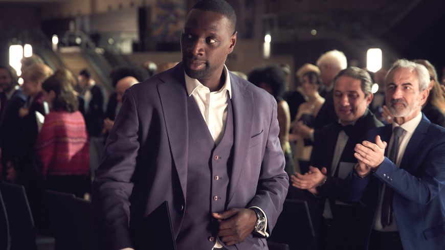 Omar Sy à l'affiche de la série à succès mondial Lupin, diffusée sur la plate-forme américaine et qui a relancé les ventes des livres de Maurice Leblanc.