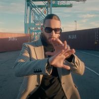 SCH - Capture d'écran clip YouTube "Marché noir" (Chill)