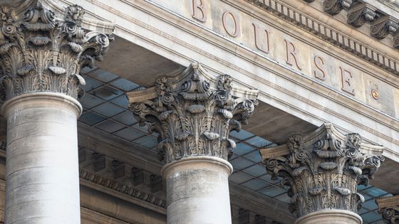 Alors que les résultats sont en baisse, les dividendes sont en hausse. Ici ancienne bourse de Paris ©AFP - Joao Luiz Bulcao / Hans Lucas