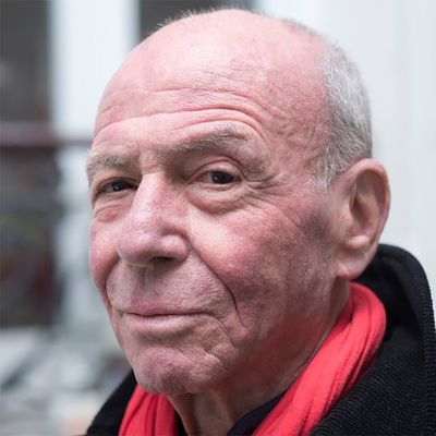 Portrait de l’éditeur, écrivain, Éric Hazan, auteur de "Le tumulte de Paris" (La Fabrique)